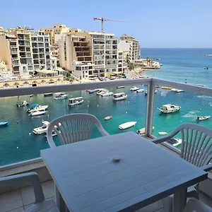 Apartment St Julians Bay Sea Front, Saint Julian's
